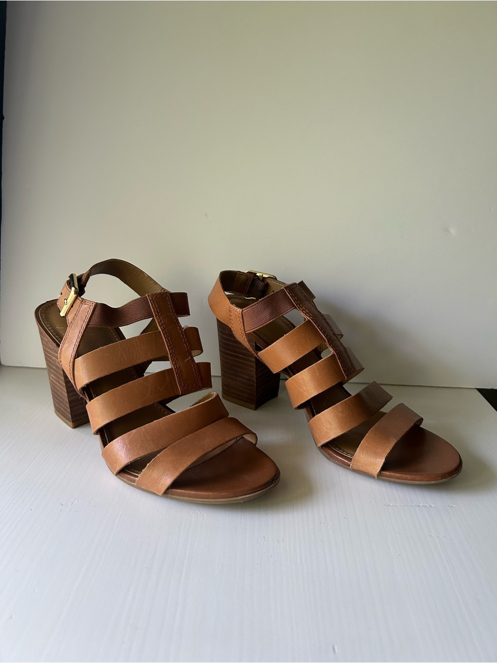 Franco Sarto Leather Women’s Tan Strappy Block Heel Sandals Size 7